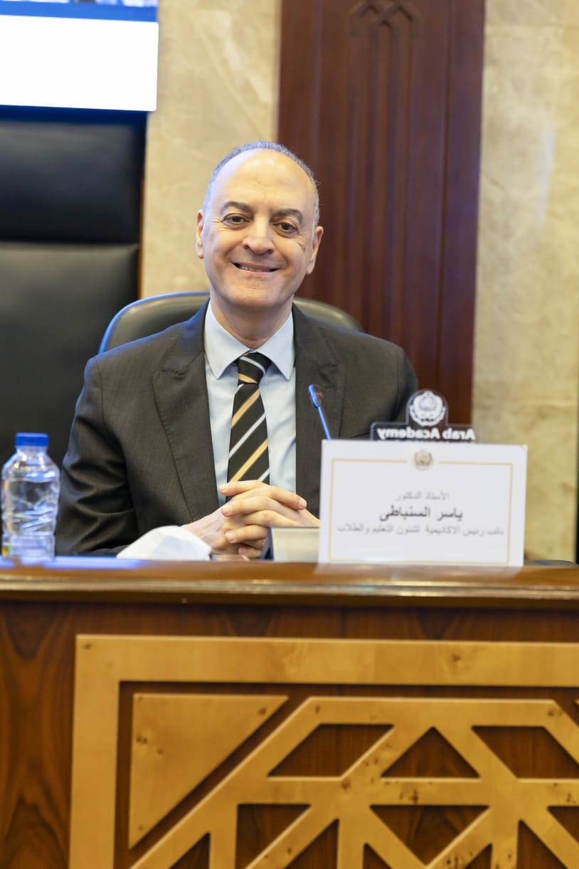 الدكتور ياسر السنباطي نائب رئيس الأكاديمية لشؤون التعليم والطلاب