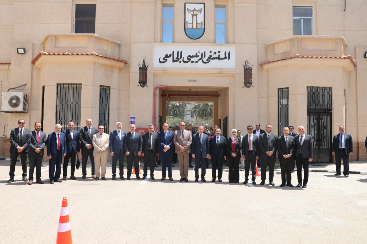وزير التعليم العالي ومحافظ الإسكندرية ورئيس جامعة الإسكندرية يفتتحون عددًا من المشروعات الصحية بجامعة الإسكندرية