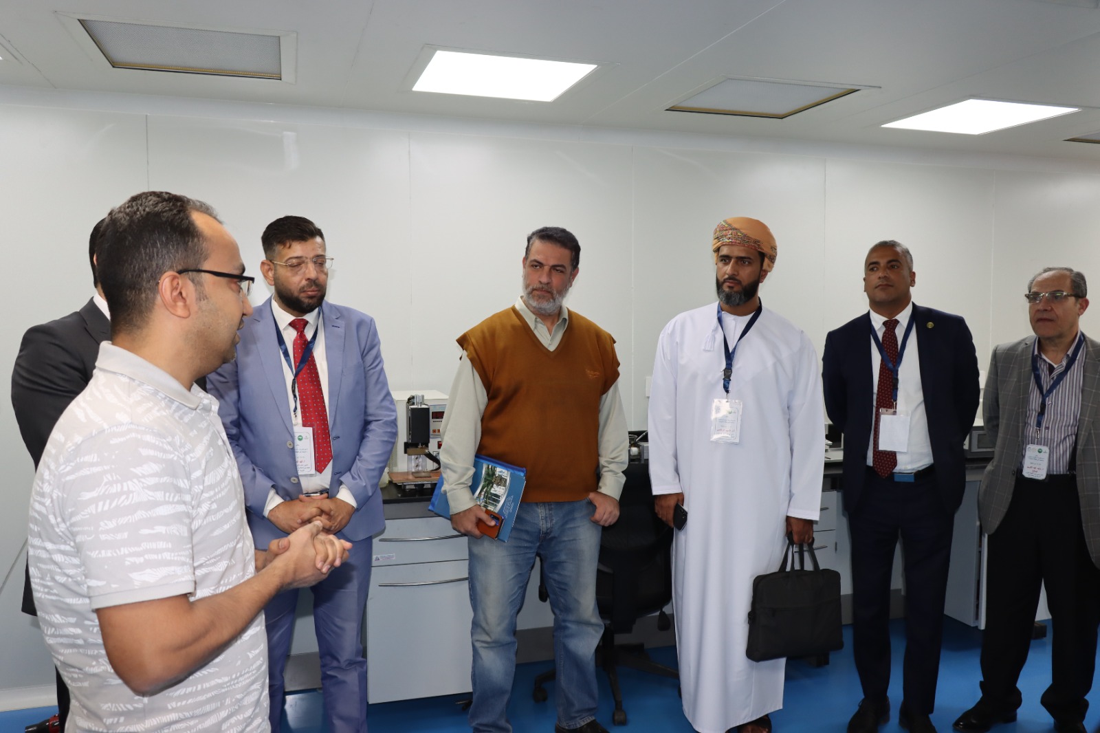 اختتام ملتقى دعم الشركات الناشئة في الطاقة المتجددة بمعهد بحوث الإلكترونيات 