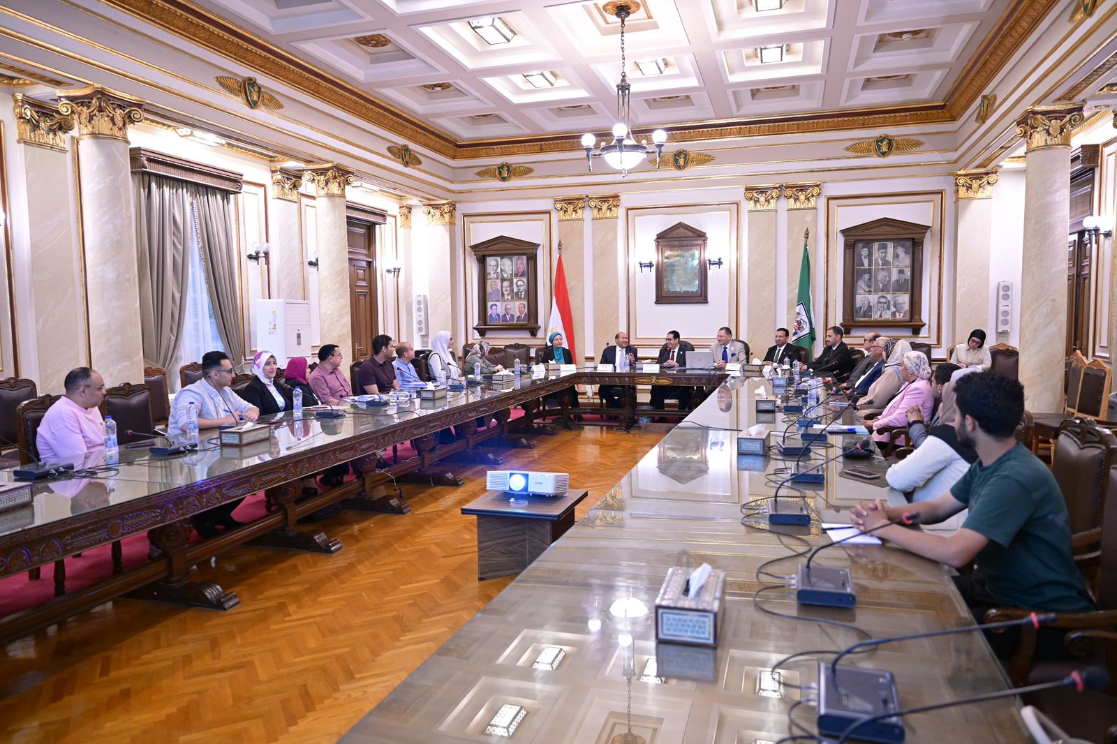 جامعة القاهرة تطلق سباق المشروعات الخضراء الذكية بجوائز ضخمة