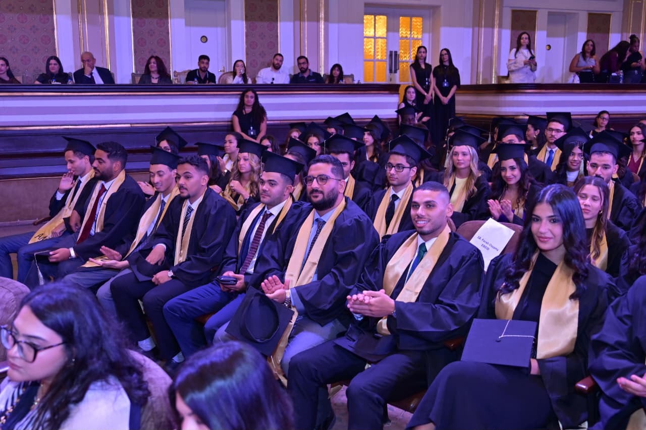 جامعة القاهرة توثق تخريج دفعة جديدة من حقوق السوربون