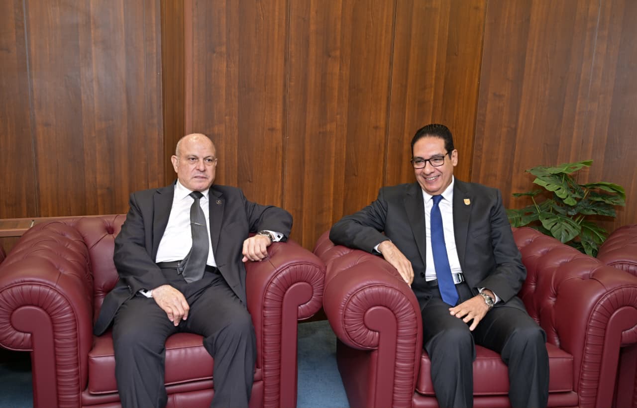 الملتقى العربي الأول للعدالة الإدارية والنزاهة يشهد مشاركة رئيس جامعة القاهرة
