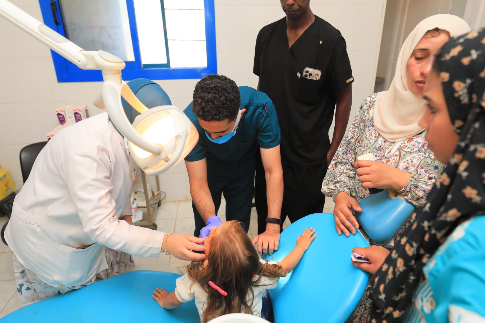 جامعة كفر الشيخ تصل إلى 1411 مواطنًا بقافلة صحية وتوعوية شاملة