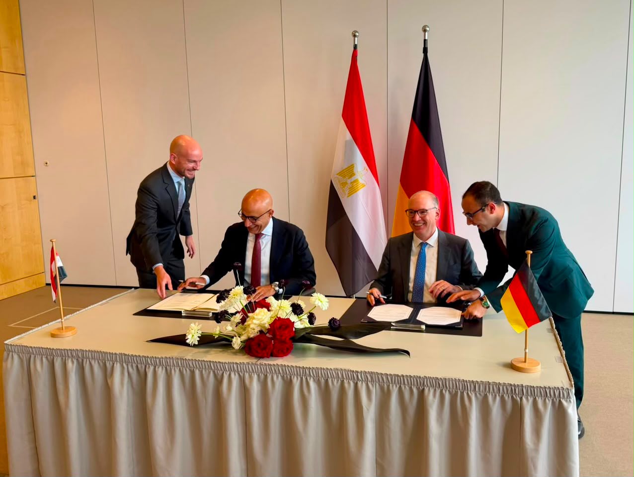 وزير التربية والتعليم يوقع إعلان نوايا مشترك مع ألمانيا الاتحادية لتطوير المدارس الفنية المصرية الألمانية