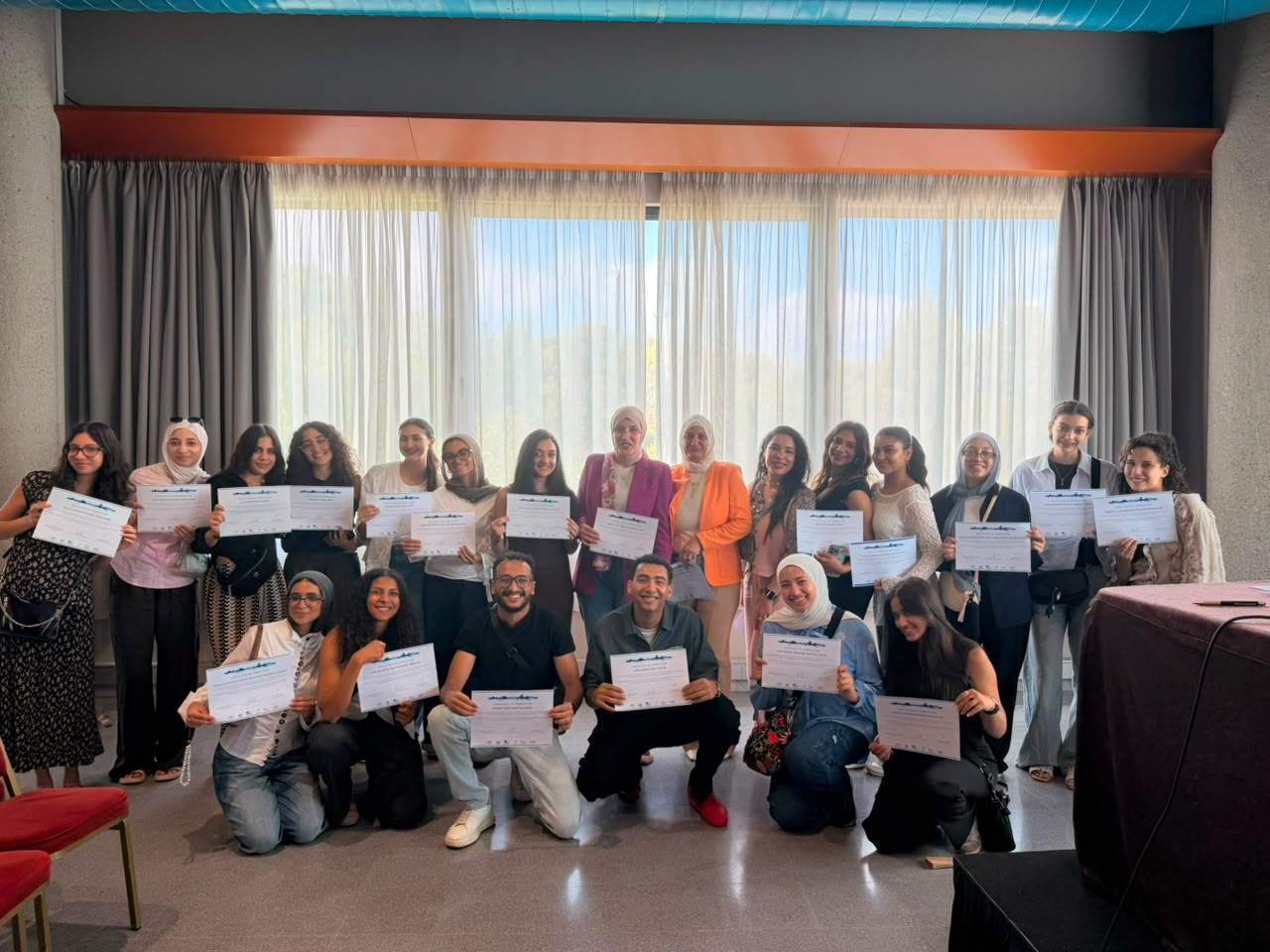 طلاب جامعة القاهرة يكتسبون خبرات عالمية من برشلونة في الإعلام والذكاء الاصطناعي
