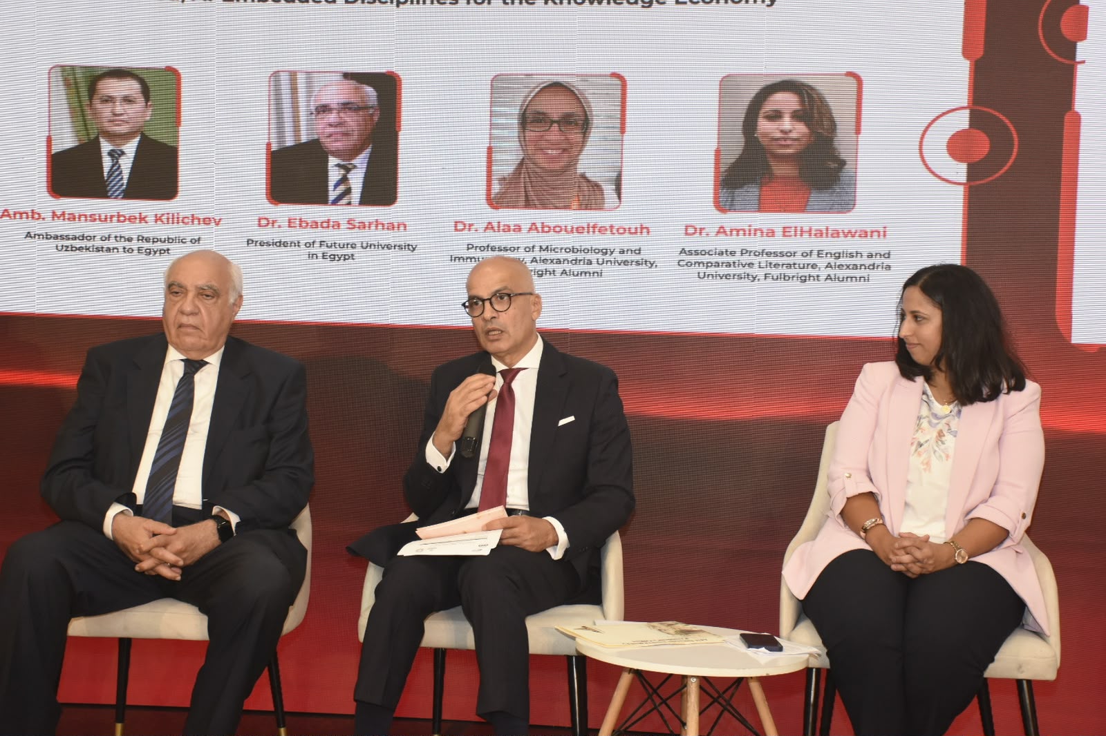 جامعة عين شمس تستعرض رؤية التعليم العالي في&nbsp;EDUGATE 2026 لبناء جامعات المستقبل