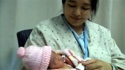 امريكية تضع مولودها بالصدفة 