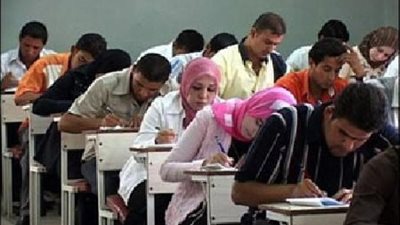 التحقيق مع طالب أهان مراقبين منعوا دخوله الحمام اثناء امتحان التفاضل 