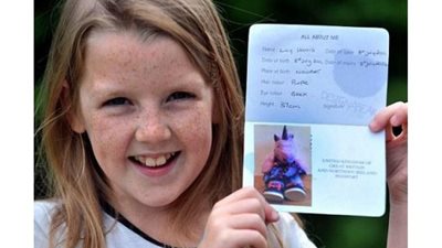 طفلة بريطانية تدخل تركيا بجواز يفر دمية 