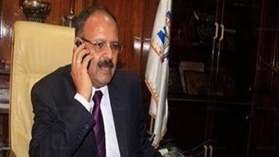 محافظ قنا يجتمع بمعلمي القرار 90 ويبحث حل المشكلة الاثنين القادم 