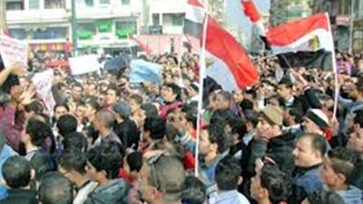 انطلاق مسيرة طلاب الجامعات من امام جامعة عين شمس