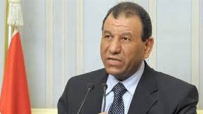 وزير التعليم أختفي ... والأمن يشمع مكاتب قيادات الوزارة 