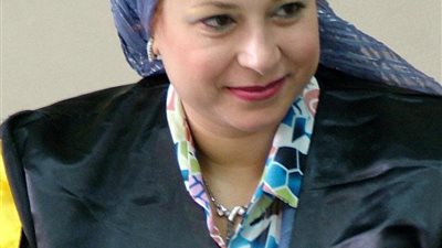 المئات من اساتذة الجامعات وقعوا علي البيان الاول لحركة 