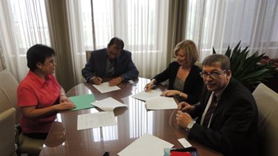 توقيع اتفاقية  تعاون بين عين شمس وجامعة متشجن الامريكية 