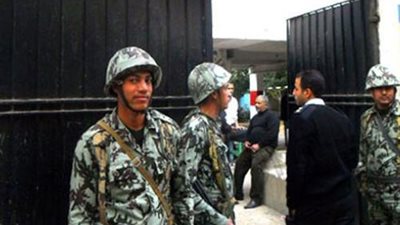 بدء انتشار القوات المسلحة امام الكنترولات