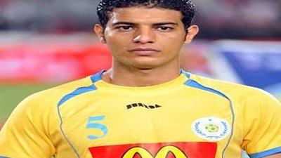 الاهلي يضم رسميا احمد خيري لاعب الاسماعيلي 