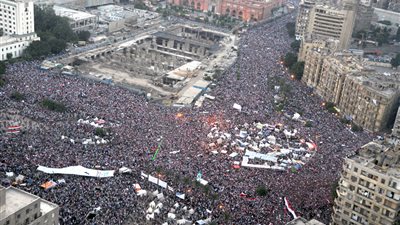 «نيويورك تايمز»:مسيرات تفويض الجيش 