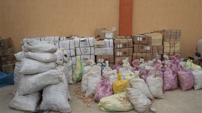 حرس الحدود ضبطت 39 فتحة نفق وبها كميات كبيرة من البضائع المهربة 