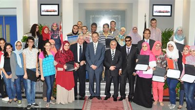  للعام الثامن الجامعة الالمانية تحتفل باوائل الثانوية وتقدم لهم منح دراسية مجانية..اليوم