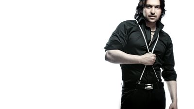 بالفيديو : البوم بهاء سلطان الجديد  ..و محروس يحارب القرصنة بطرحة علي الإنترنت