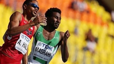 عداء سعودي يتأهل إلى نهائي سباق 800 م في بطولة العالم