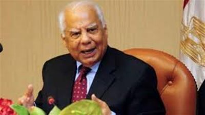 رئيس الوزراء يستجيب للمعلمين ويحدد موعد لبحث مطالبهم 