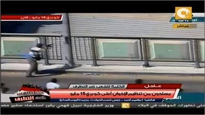 هدوء نسبي امام فسم الازبكية بعد القاء القبض علي شباب الاخوان 