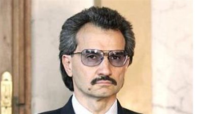 الوليد بن طلال يقيل 