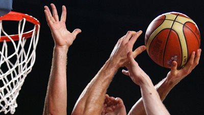  	 المنتخب الوطنى لكرة السلة والسنغال فى نصف النهائى الأفريقى
