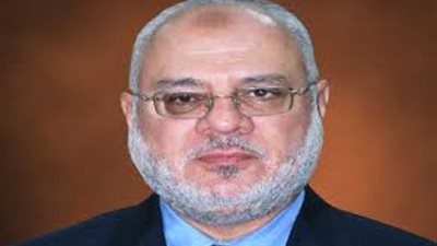  رئيس جامعة بورسعيد يفر من قوات الأمن قبل القبض عليه 