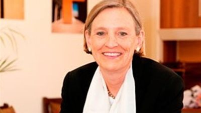 رئيسة الجامعة الامريكية تغادر إلي واشنطن بعد 4 ايام من بداية الدراسة