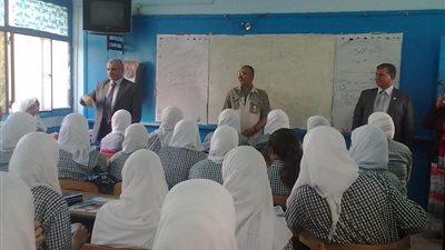 اولياء امور تلاميذ الجيزة يشتكون من عدم وصول الكتب