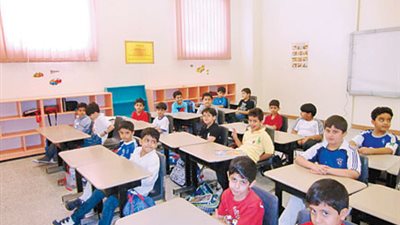 «الجنس الآخر» تثير أزمة في لائحة سلوك الطلبة في المدارس السعودية