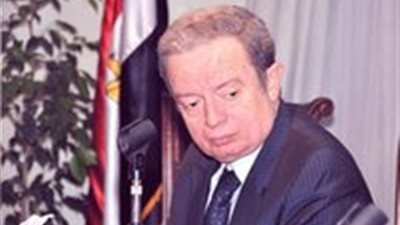 تسويق الخدمات الجامعية بعين شمس 26 أكتوبر