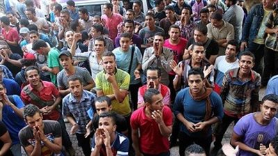 وقفة  للافراج عن المعتقلين ..هتف الطلاب