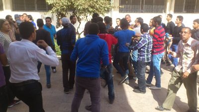 حماس تتهم السلطة الفلسطينية بإعتقال الطلاب في العيد