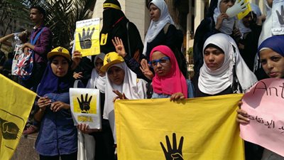 طالبات أزهر الاسكندرية يعتدين علي أمن كلية الدراسات الإسلامية