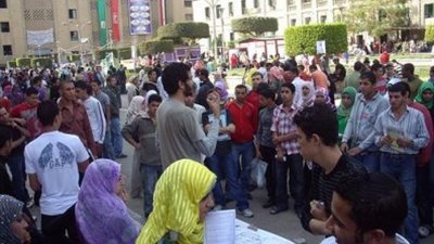 طلاب جامعة دمنهور يحملون مسئوولية  مصرع زميلتهم 