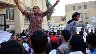 مشادة بين الإخوان والمستقلين ب