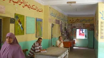  مشادات باحدى مدارس اسيوط بسبب 