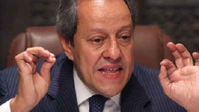 عبدالنور يعفي طلاب التلمذه الصناعية من المصروفات 