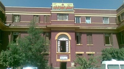 خروج 54 تلميذا من مستشفي البلينا بعد تناولهم بطاطس فاسدة