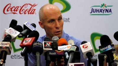 برادلي يعتذر للشعب المصري لضياع حلم الصعود للمونديال