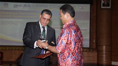 إندونيسيا تكرم عالم مصرى ساهم في تطوير نظم المحاسبة الحكومية