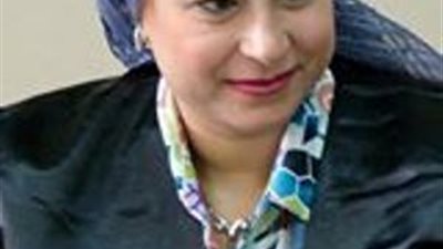 استاذة بعين شمس تستقيل من ريادة اسرة الميدان