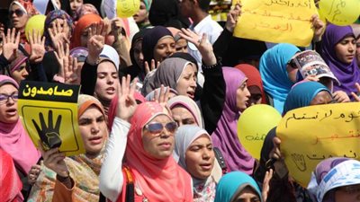 بالفيديو ..أيام العنف والدخان في جامعة الأزهر