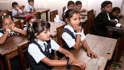 قرار بحظر الكتابة أوالرسم على جدران المبانى بمدارس الغربية