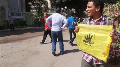 رئيس جامعه اسيوط :: فشل  إضراب الاخوان بهندسة أسيوط