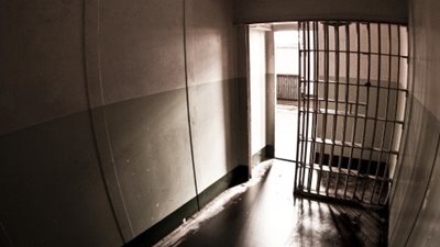 جامعة الاسكندرية تقترح امتحان الطلاب المعتقلين داخل السجن وتطلب تأمين الشرطة للامتحانات