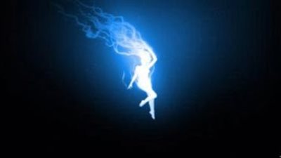 مشعوذة افريقية تطير في الهواء اثناء محاولة هئية الامر بالمعروف القبض عليها